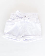 Load image into Gallery viewer, White denim shorts
