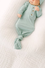 Load image into Gallery viewer, Knotted Baby Gown and Hat Set (Newborn - 3 mo.) - Mint: Hat
